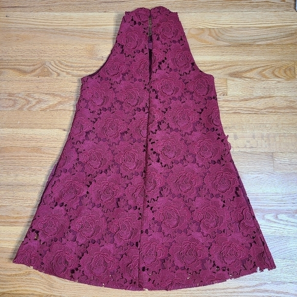 Lovers + Friends XS Lily High Neck Floral Lace Dress in Wine - Picture 7 of 9